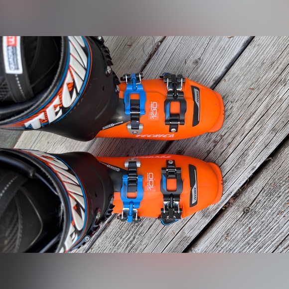 Tecnica Mach1 LV 130 Flex size 25.5 Ski Boot - Picture 8 of 13